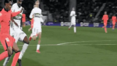 穆里尼奥表扬外籍裁判引对手不满，疑持续对土耳其球员歧视